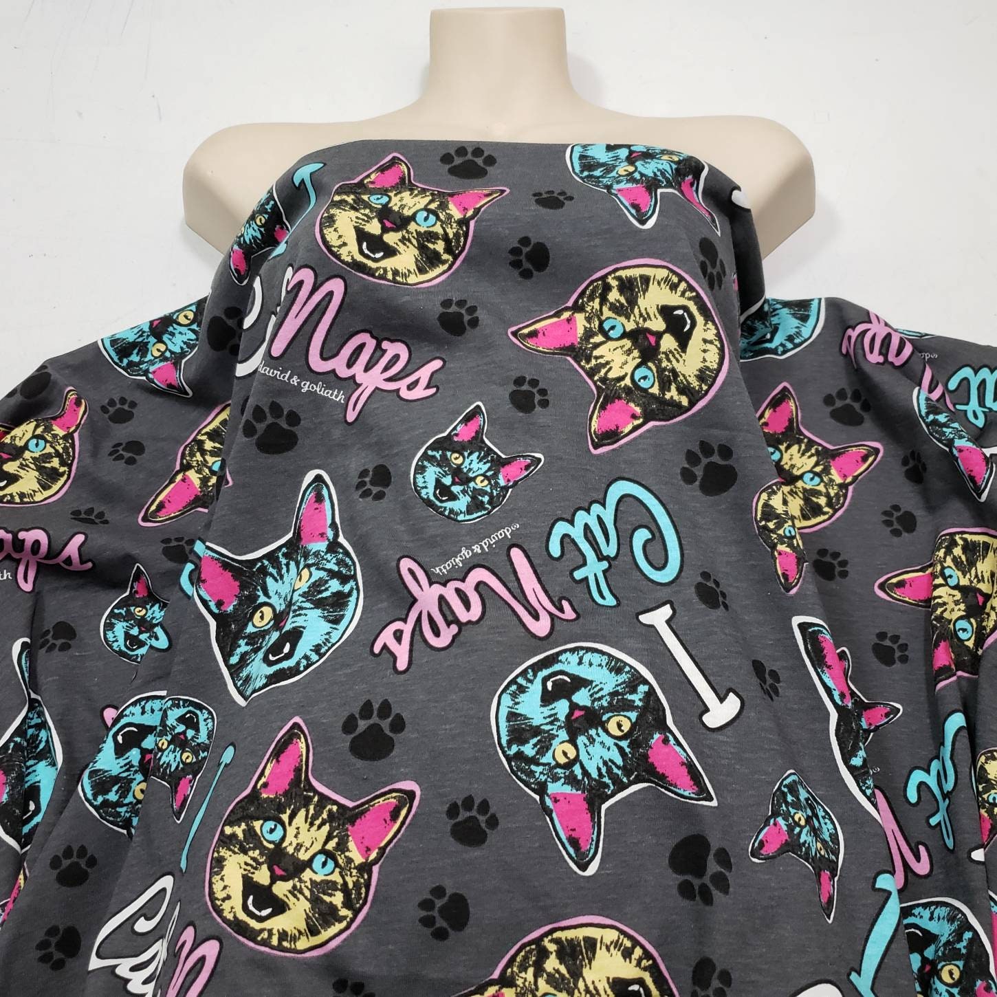 Cat Faces and Paws Cotton Jersey i Cat Naps Print | Etsy