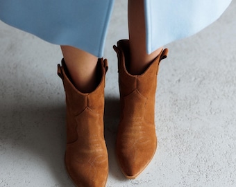 Ankle Boots, Must-Have Women's Suede Boots for Holidays Outfit, Stylish Handcrafted Boots for Women - Perfect Fall Footwear