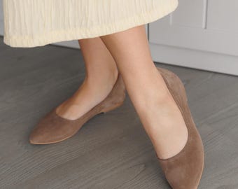 Cute Vintage Barefoot Ballet Flats, Handmade Suede Bridal Shoes, Comfortable Everyday Sandals for Women, Perfect Gift Collection