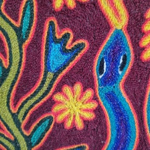 José Benítez Sánchez Pintura em Fio Huichol (1991) – Cosmologia do Cervo Peiote – Arte Indígena Wixárika 60 cm imagem 9
