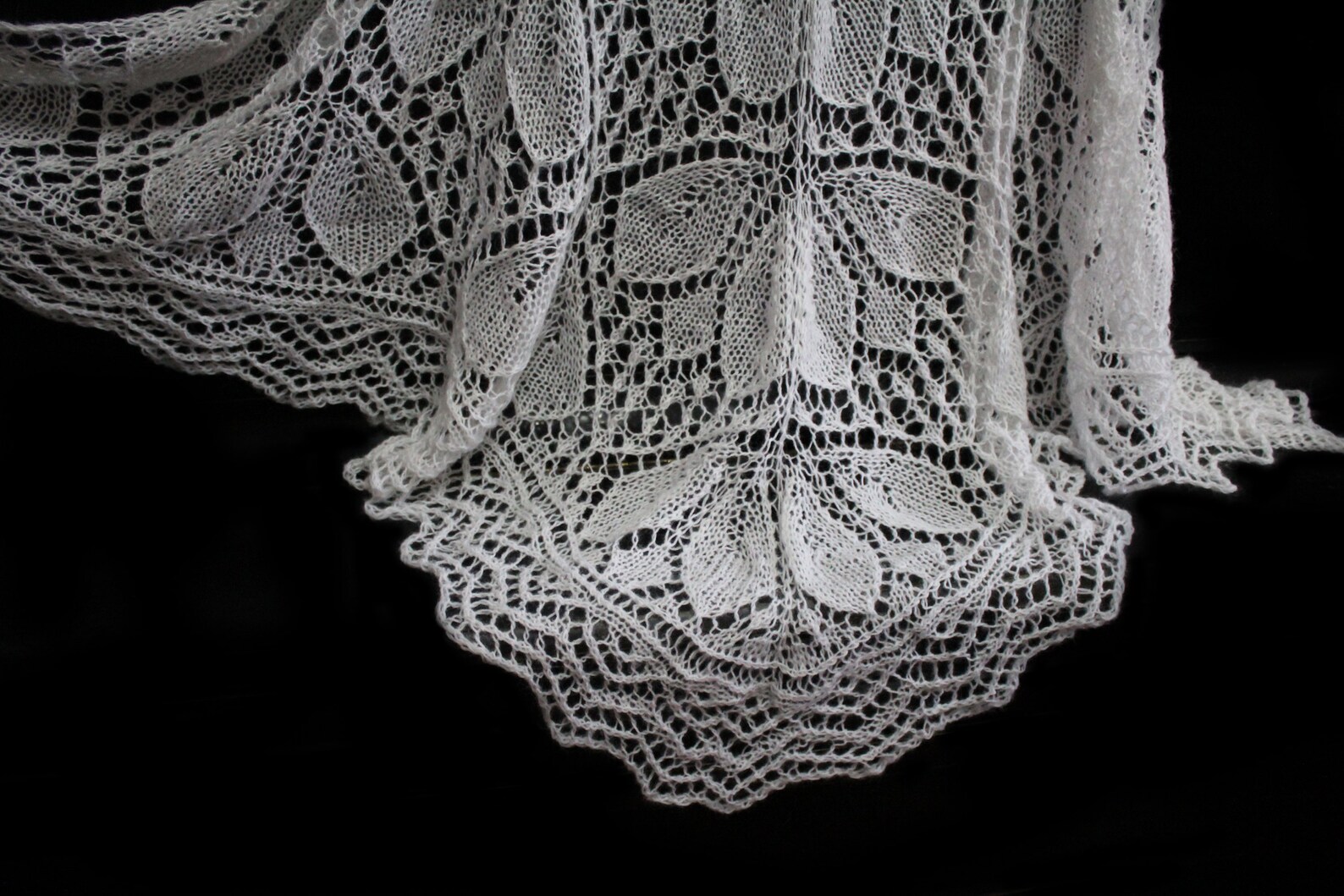 knitted woolen shawls