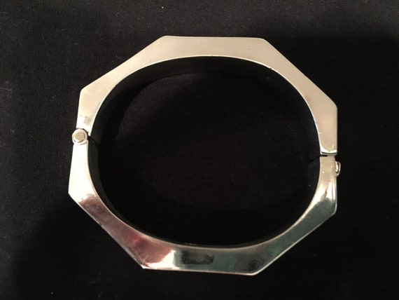 heavy Mexican silver octagonal bangle bracelet - image 3