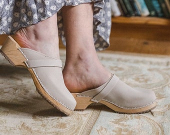 NEW Swedish Clogs Sweden Classic Oatmeal Oiled Nubuck Leather by Lotta from Stockholm / Wooden / Handmade / Low Heel / lottafromstockholm