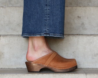 Swedish Clogs Sweden Classic Brown Oiled Nubuck Leather by Lotta from Stockholm / Wooden Clogs / Mules / Low Heel / lottafromstockholm