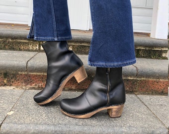 Womens Winter Boots ankle Boots Lotta's Emma Clog Boots in Black Leather by Lotta from Stockholm / Wooden Clogs / Womens High Heels