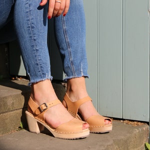 Closed back sandals uk discount
