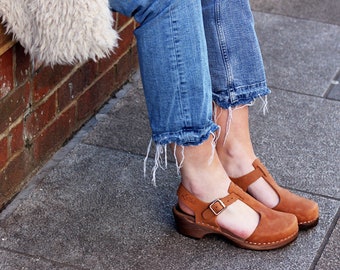 Swedish Clogs Low Wood TBar Brown Oiled Nubuck  Leather by Lotta from Stockholm / Wooden Clogs / Sandals / Mary Jane / lottafromstockholm