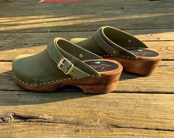 Swedish Clogs Classic Green Oiled Nubuck Leather with Strap by Lotta from Stockholm / Wooden / Handmade Mules / lottafromstockholm