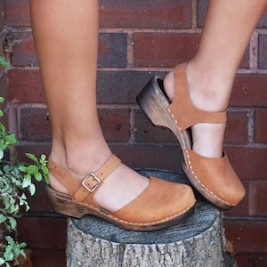 Swedish Clogs Sweden Low Wood Brown Oiled Nubuck Leather Lotta from Stockholm / Wooden Clogs / Low Heel / Mary Jane / lottafromstockholm