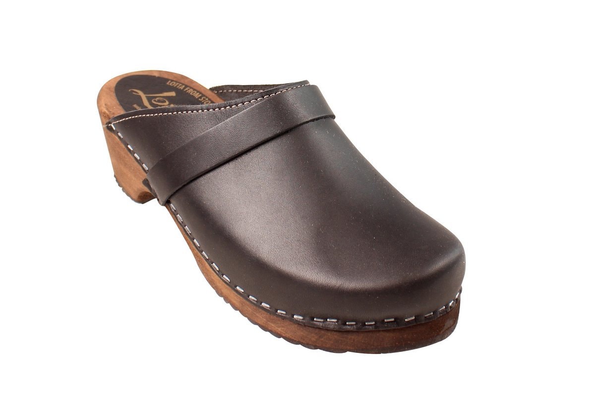 Lotta clogs amazon deals