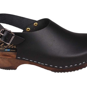 Slingback women's clogs black leather on brown wooden clogs base by Lotta from Stockholm