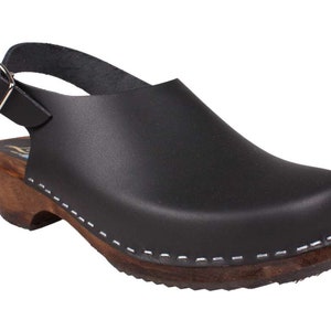 Slingback women's clogs black leather on brown wooden clogs base by Lotta from Stockholm