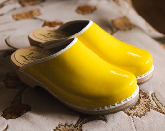 NEW Swedish Clogs Sweden Classic Retro Patent Yellow Leather by Lotta from Stockholm / Wooden Clogs / Handmade / Mules / lottafromstockholm