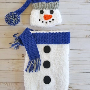Crochet newborn snowman outfit, newborn snowman cocoon, newborn Christmas photo prop, crochet snowman costume, snowman costume hat
