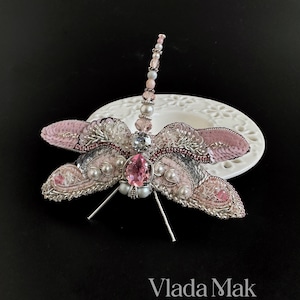 Powder pink dragonfly brooch, handmade beaded insect pin for clothes or bags, gift for butterfly lover, unique vintage-style accessory
