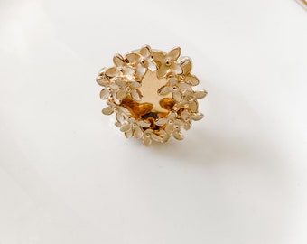 Geëmailleerde Bloem Gele Cabochon Statement Ring