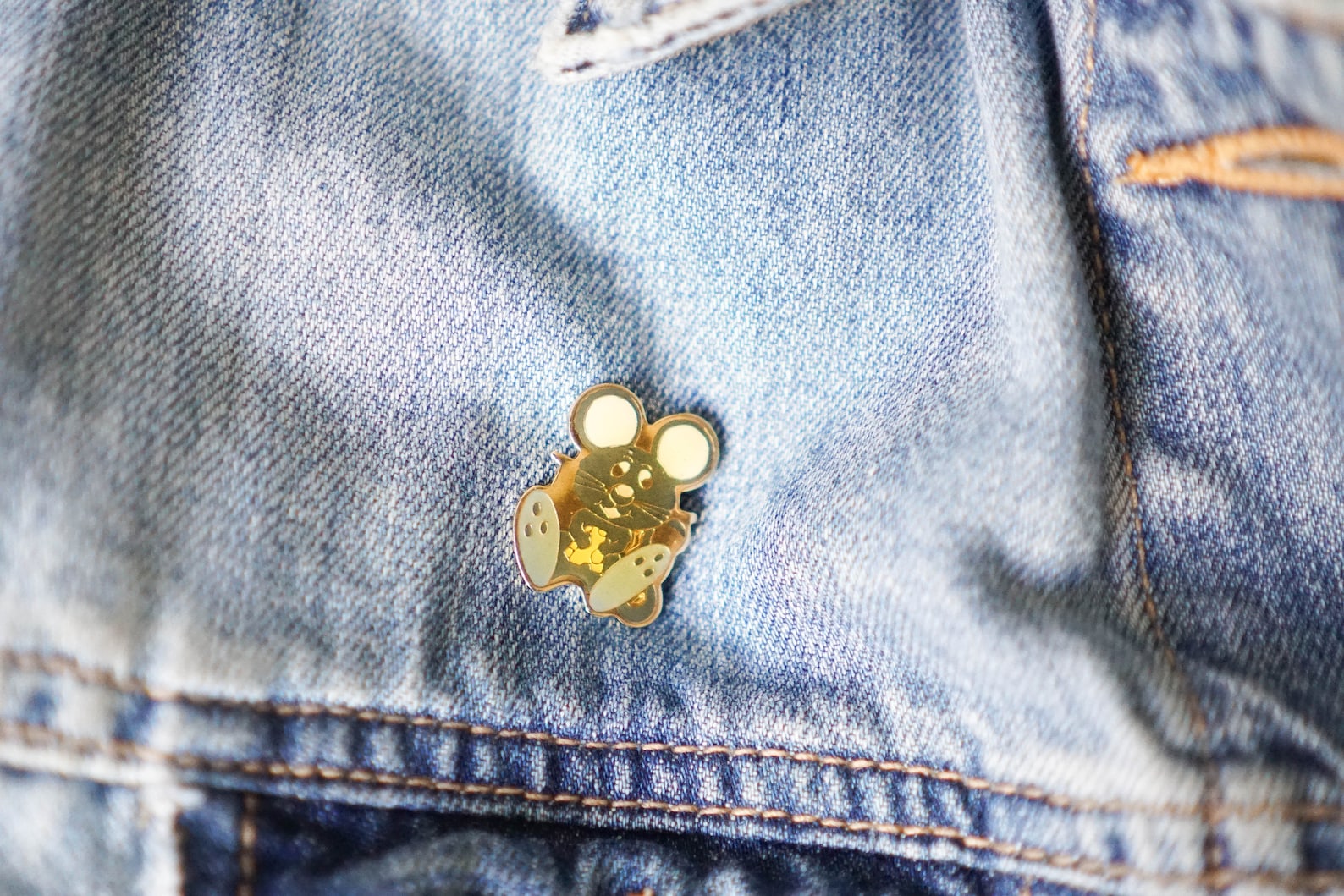 Vintage Enamel Pin / Vintage Mouse Pin / 70s Vintage Mouse Enamel Pin ...