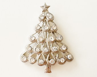 Vintage Signed Monet Christmas Tree Brooch / Silvertone Brooch / Vintage Brooch / Christmas Brooch / Vintage Pins / Monet Brooch