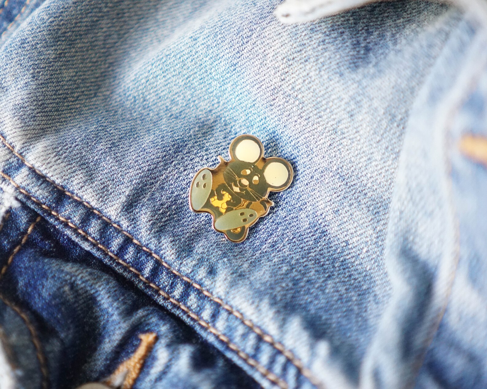 Vintage Enamel Pin / Vintage Mouse Pin / 70s Vintage Mouse Enamel Pin ...