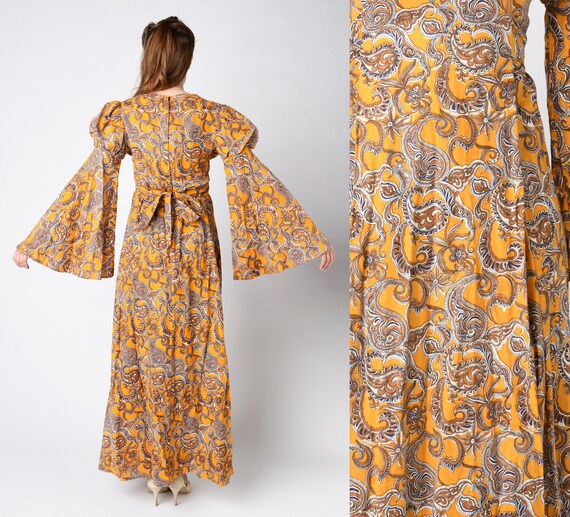 dress orange and blue