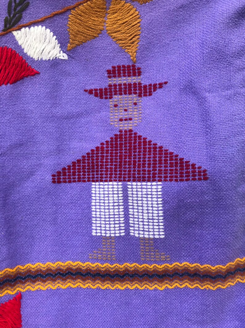 Lovely Embroidered Folk Dress Handmade Ecuador Vintage Textile Art Horizontal Lines Floral Flowers Small Med Large Tunic Caftan Tie Waist