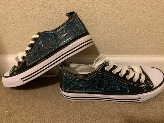 ladies canvas shoes size 8