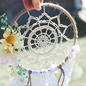 PDF Crochet Pattern Dreamy Dreamcatcher image 1