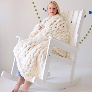 Giant Blanket, 100% Merino Wool Blanket, Chunky Knit Blanket, Knitted Blanket, Arm Knit Blanket, Warm 7th Anniversary, Christmas Gift Wife image 7