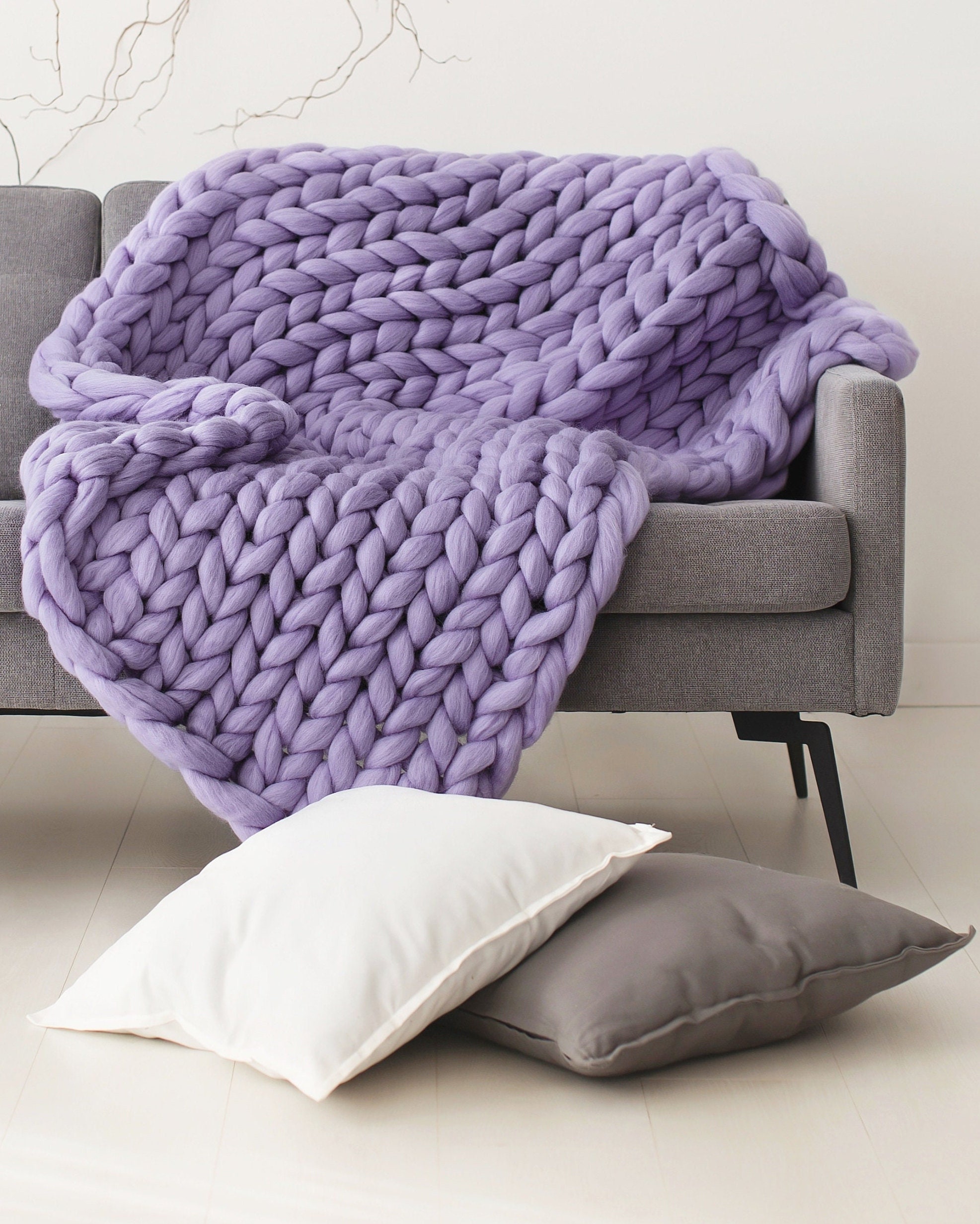 lilac knit runner