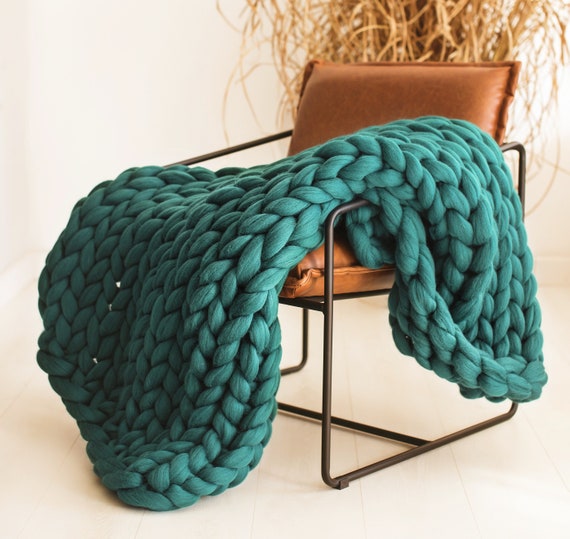 Any good use for those giant chunky yarn/roving knit blankets? : r