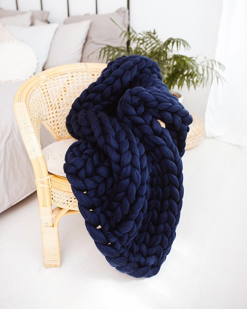 Luxury Blanket Made from 100% Natural Merino Wool, Super Soft Cozy & Warm Present Navy blue