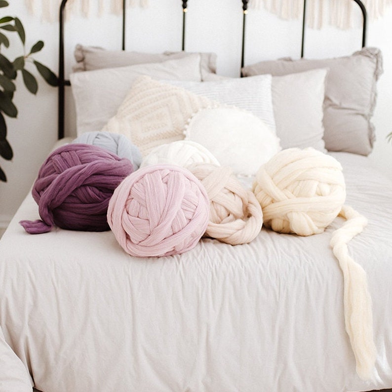 Chunky 100% Merino Wool Yarn for Chunky Knit Blanket, DIY Knitting Kit, Super Chunky Yarn, Chunky Yarn Giant Knitting Gift Christmas image 10