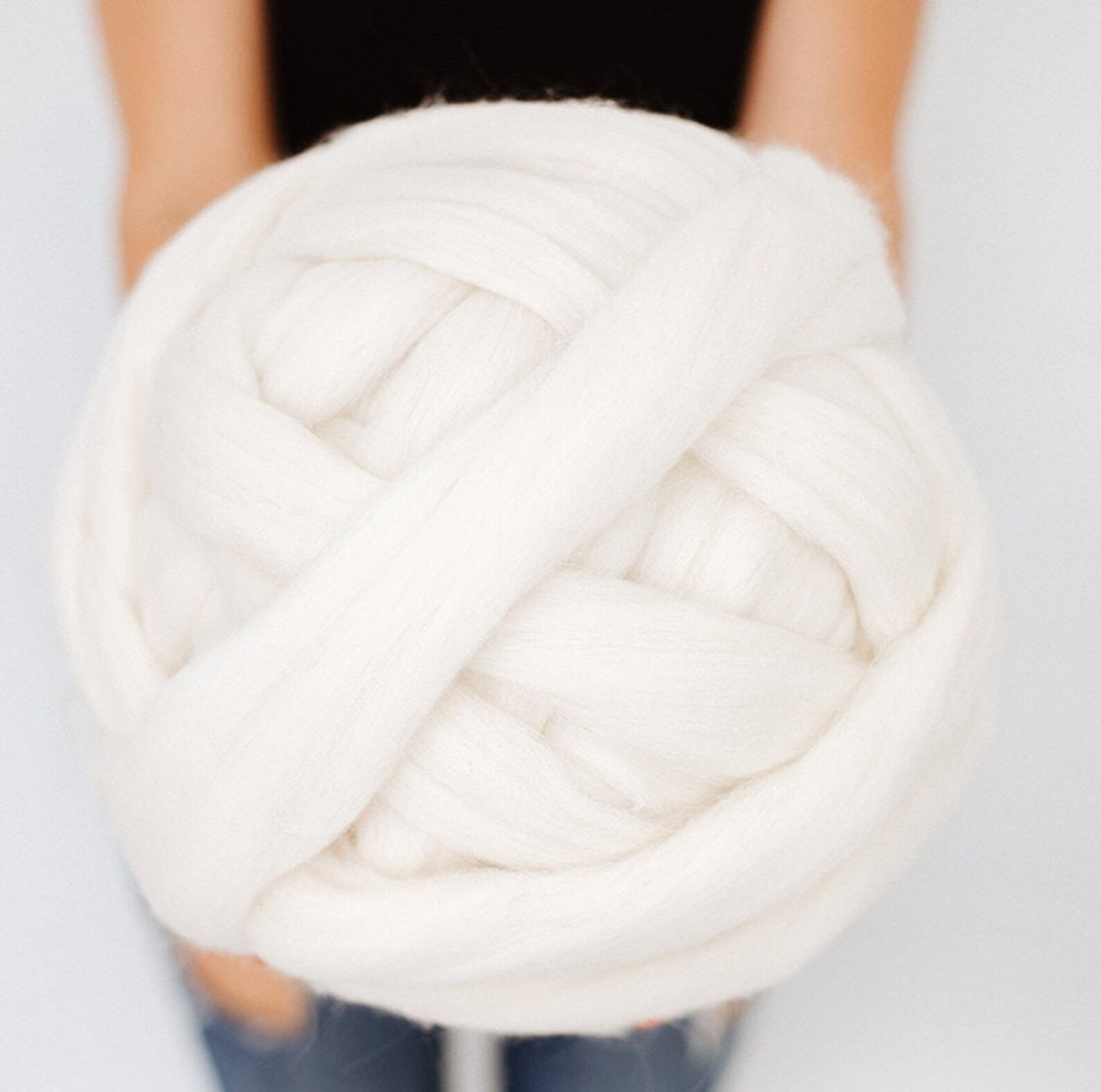 Giant Chunky Yarn 100 Merino Wool Roving Super Bulky Yarn Etsy