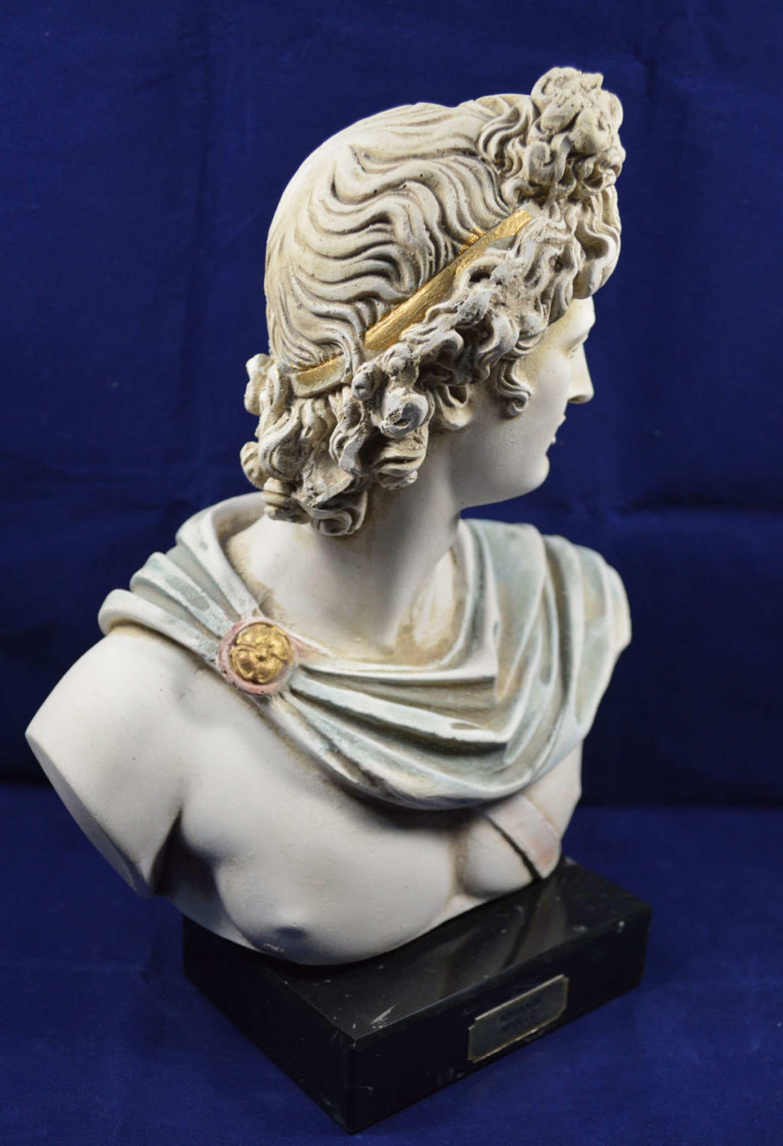 apollo mini statue