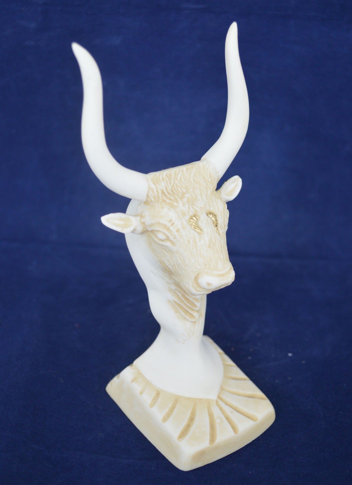 Bull Head Sculpture Aged Statue a Symbol of Great Power Etsy