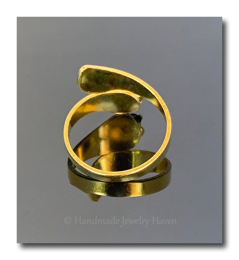Green Seaglass Ring, Green Seaglass Jewelry, Sea Glass Ring, Green Sea Glass Ring, Seaglass Ring, Gold Seaglass Ring, Boho Ring, Sea Glass image 3
