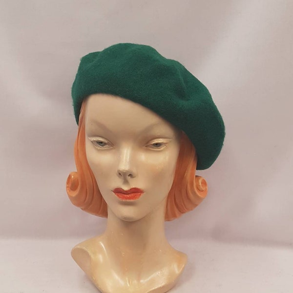 Forest green 100% Pure New Wool Timeless Classic 1930's 1940's Vintage style Beret