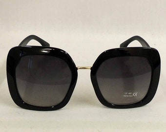 Sophia Black Oversized  Sunglasses  Retro 1960's 1970s style  UV400
