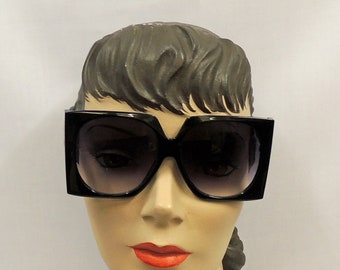 Kim Black Oversized  Sunglasses  Retro 1970's 1980s style  UV400