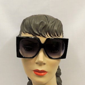 Kim Black Oversized  Sunglasses  Retro 1970&#39;s 1980s style  UV400