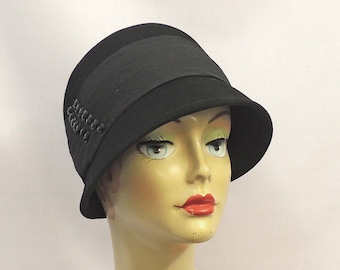 Black Vintage style 1920s inspired 100% Wool Felt Short Brim Cloche Hat