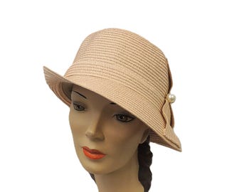Sombrero cloche de verano estilo vintage rosa ruborizado de los años 30 y 40