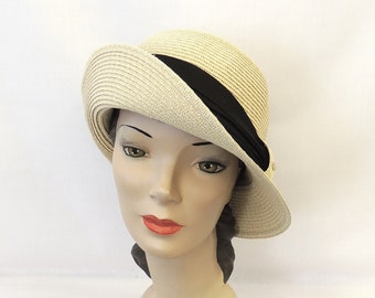 Neutral Beige  Vintage Style 1930s 1940s wide brim Cloche Hat