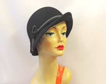 Black & Grey Vintage style 1920s inspired 100% Wool Felt Short Brim Cloche Hat