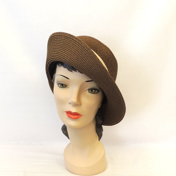 Brown & Beige  Vintage Style 1930s 1940s wide brim Cloche Hat