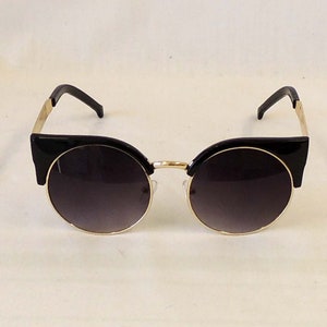 Trudi Black Round Wing Cats Eye Sunglasses Retro  1950s style  UV400