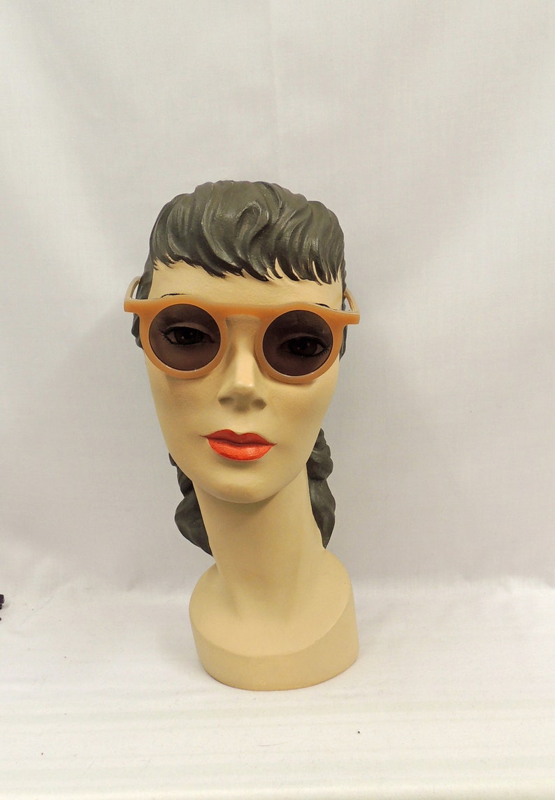 1940s Sunglasses, Glasses & Eyeglasses History     Marlene  Toffee Beige  Sunglasses  1930s 1940s style  UV400  AT vintagedancer.com