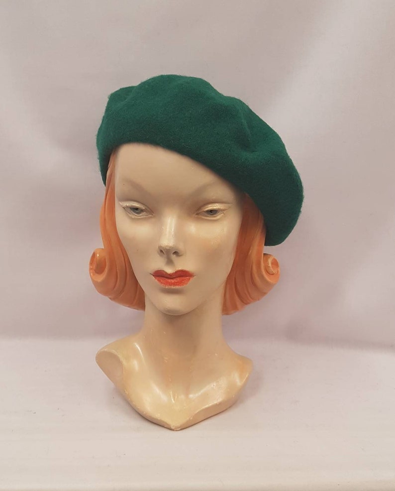 1940s Hats History, Hat Styles for Women     Forest green 100% Pure New Wool Timeless Classic 1930s 1940s Vintage style Beret  AT vintagedancer.com