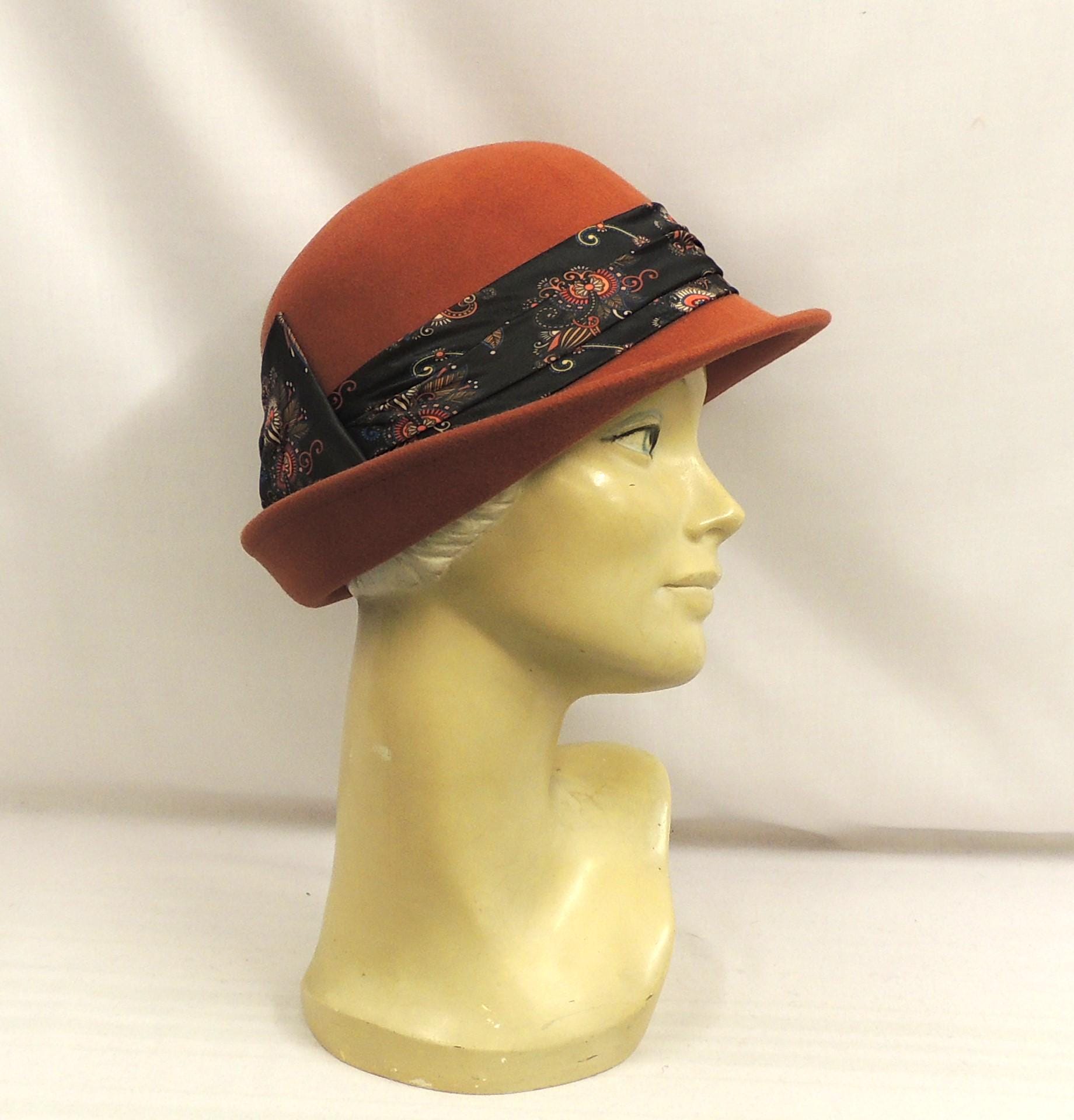 Vintage Style Wool-Feel Cloche Hat Rust Feather Detail - AS IS Rust Merino Wool Felt Cloche Hat, Art Deco Style - Etsy main image 2