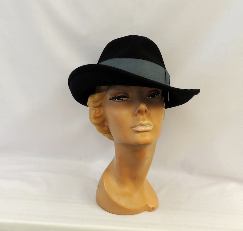 1930s Style Hats | Buy 30s Ladies Hats     Black Vintage style 1930’s 1940’s inspired 100% Wool Felt Large Brim Tilt Fedora Hat  AT vintagedancer.com